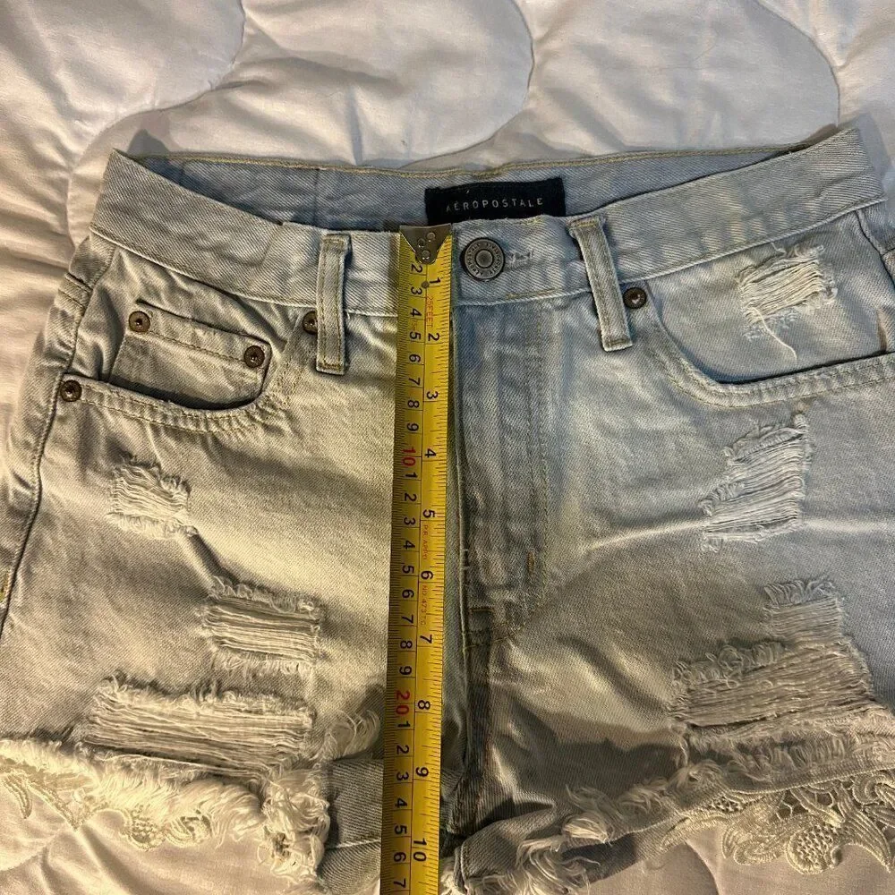 Aeropostale Denim Shorts Size 4 Areo Cheeky